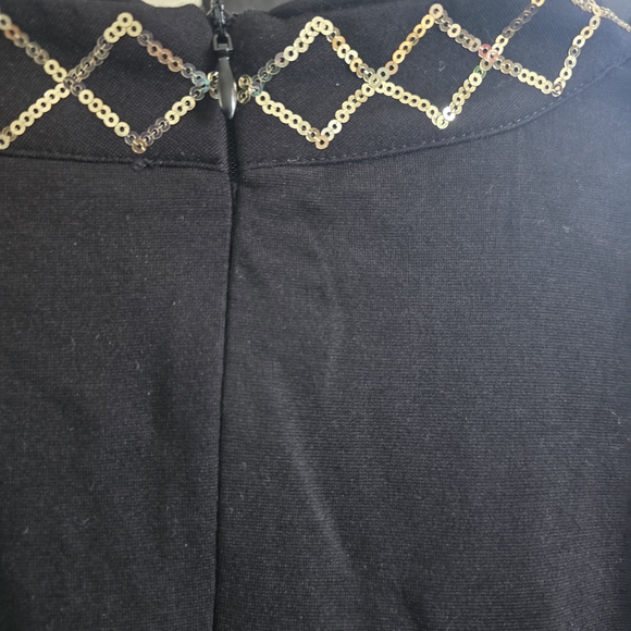 VENUS Black and Gold Long Sleeve Dress - Picture 8 of 9